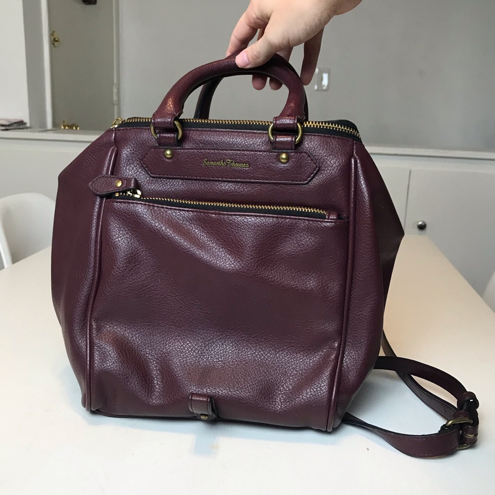 Samantha Thavasa backpack/purse